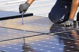 Can solar panels withstand hail?