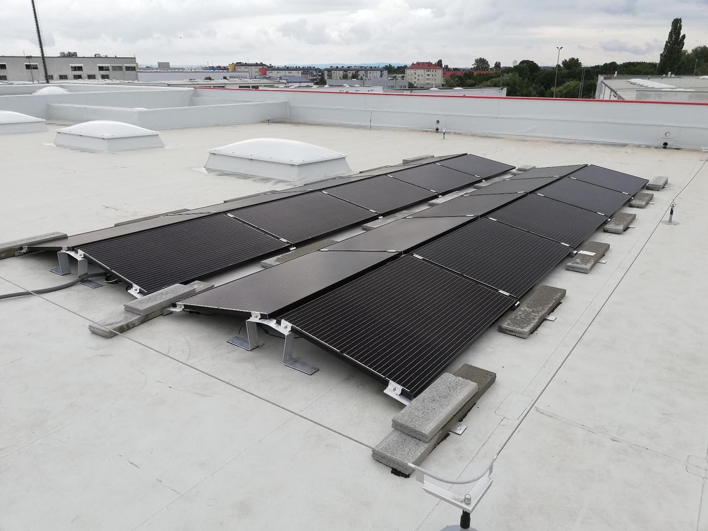 Grid-tie solar energy system maintenance method-system maintenance: